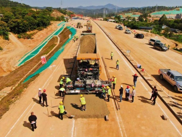 黄石高速公路